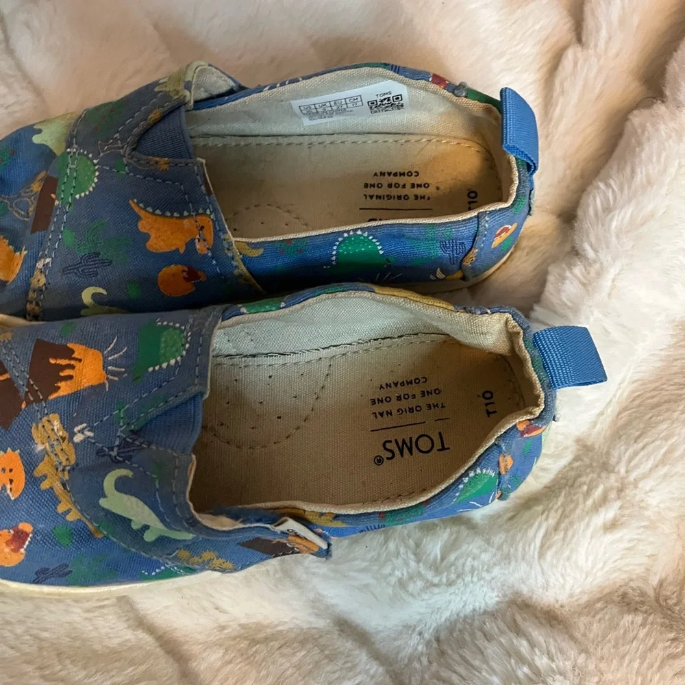Toms Unisex Toddler Sz 10 Blue Dino Canvas Hook Loop Close Casual Jurassic Shoes